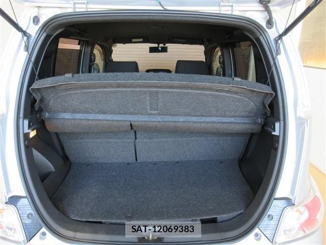 Toyota BB 2011-10 4038768-21