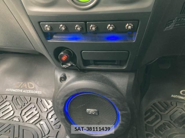 Toyota BB 2007-05 4638141-17