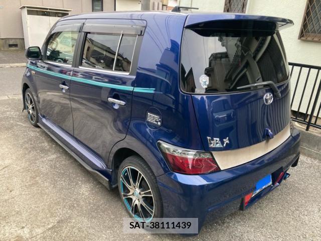 Toyota BB 2007-05 4638141-3