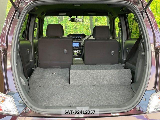 Toyota BB 2013-05 6715702-9