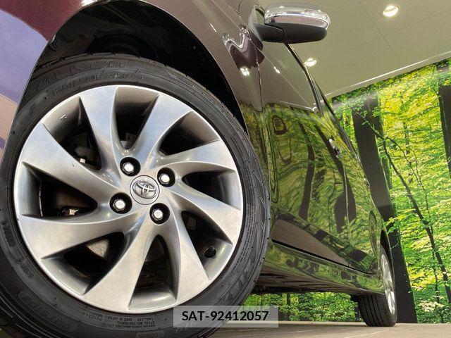 Toyota BB 2013-05 6715702-12