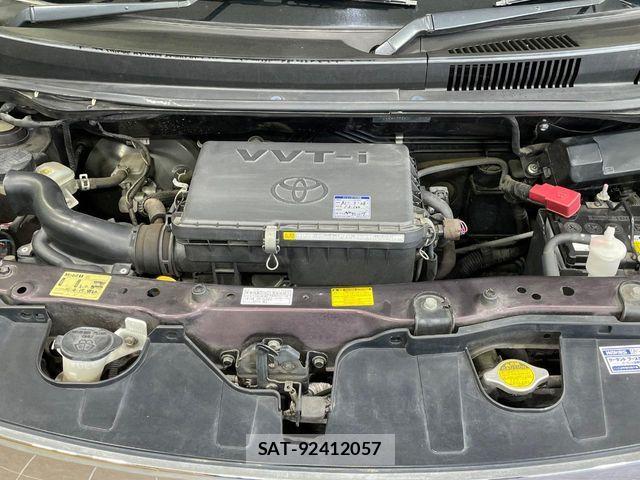 Toyota BB 2013-05 6715702-17