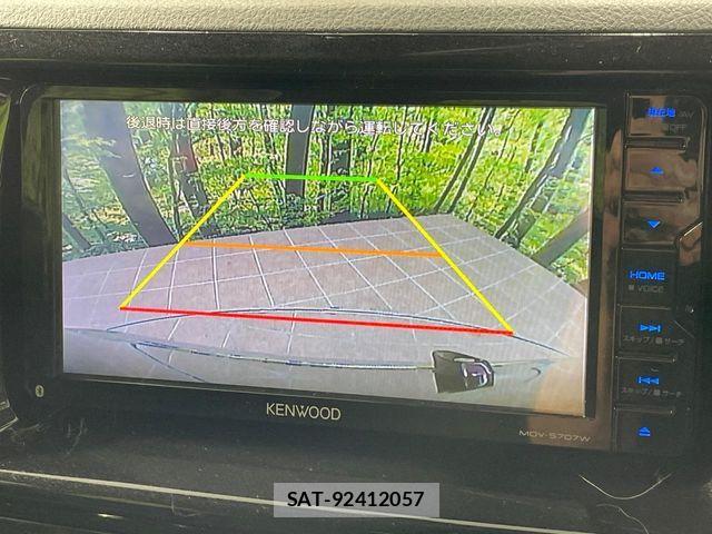 Toyota BB 2013-05 6715702-3