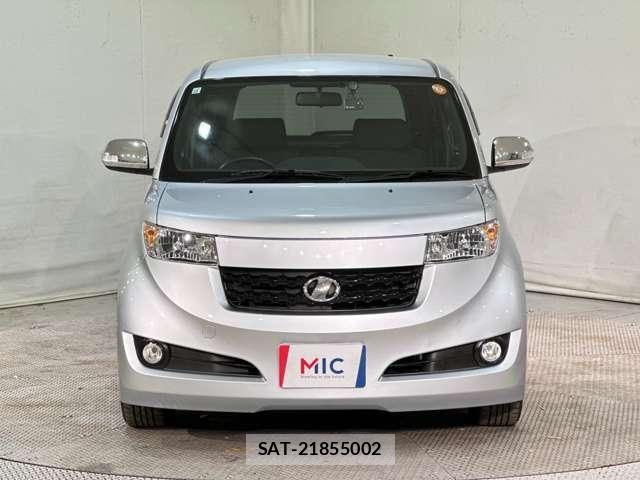 Toyota BB 2009-10 6902422-2