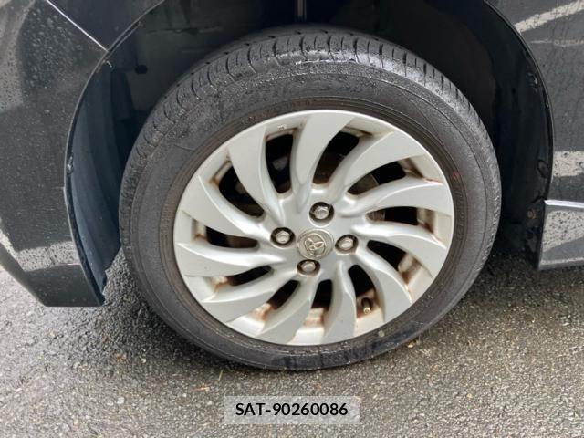 Toyota BB 2006-01 7057549-8