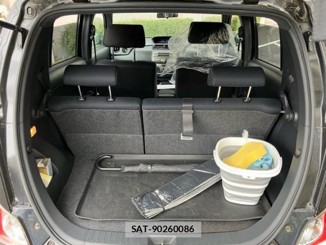 Toyota BB 2006-01 7057549-12