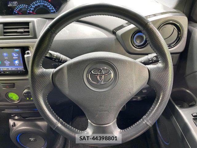 Toyota BB 2009-07 7215153-10