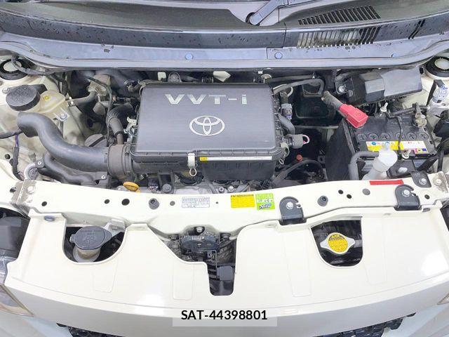 Toyota BB 2009-07 7215153-17