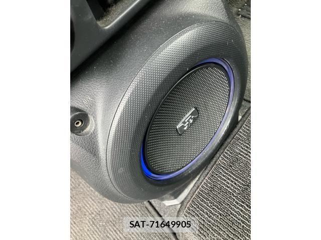 Toyota BB 2007-03 7215143-14