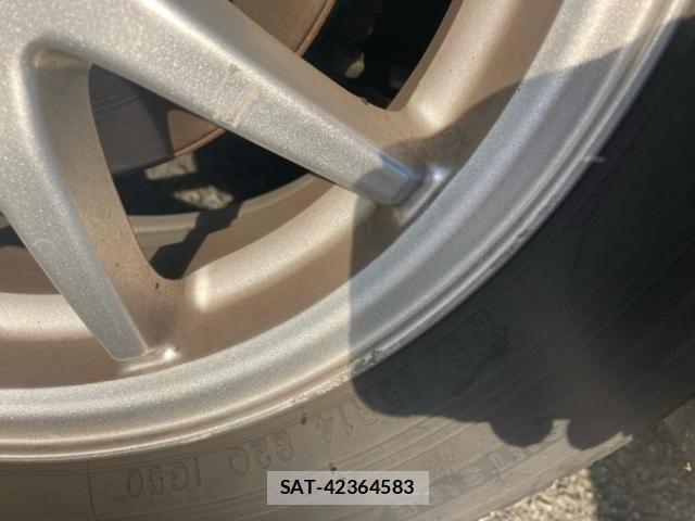 Toyota BB 2007-10 7215147-9