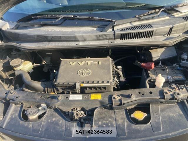 Toyota BB 2007-10 7215147-12