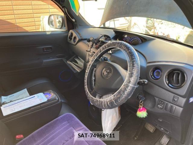 Toyota BB 2007-10 7215145-12