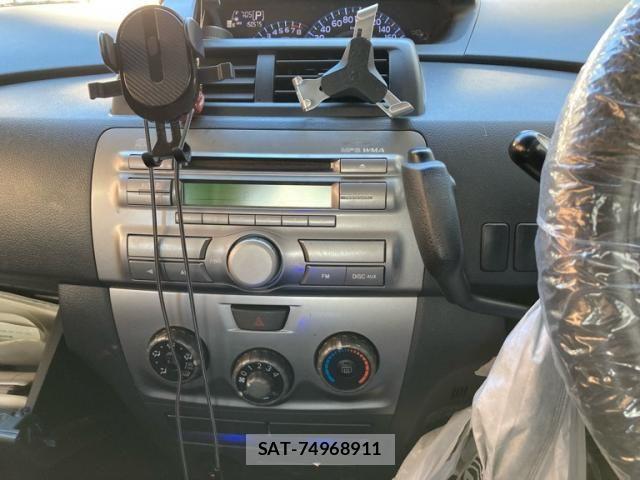Toyota BB 2007-10 7215145-19
