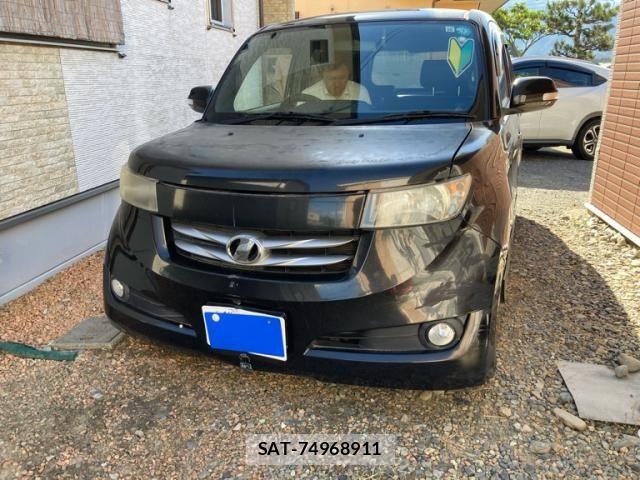 Toyota BB 2007-10 7215145-1