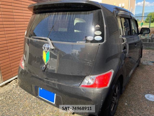 Toyota BB 2007-10 7215145-3