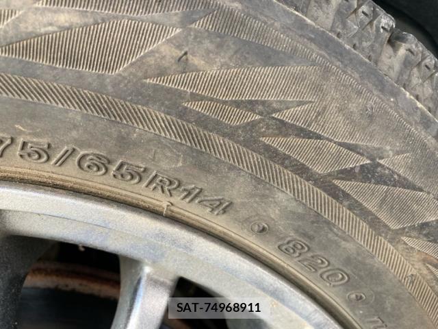 Toyota BB 2007-10 7215145-6