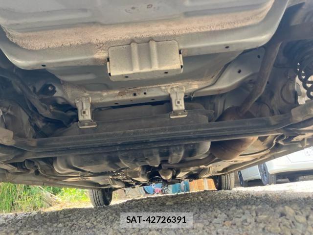 Toyota BB 2011-09 7215154-16
