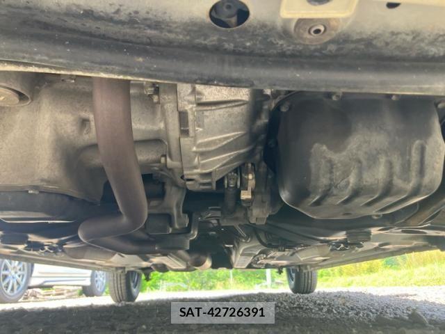 Toyota BB 2011-09 7215154-5