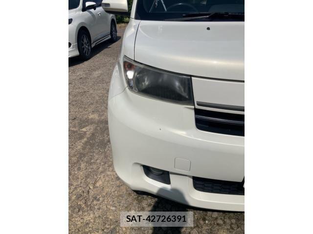 Toyota BB 2011-09 7215154-6
