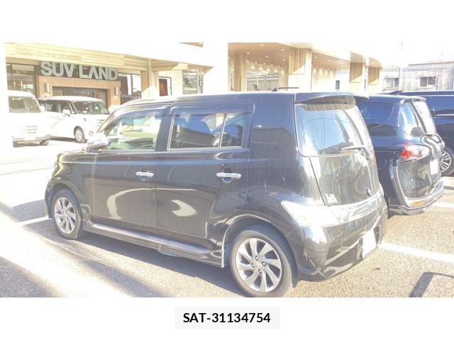 Toyota BB 2012-02 7249872-4
