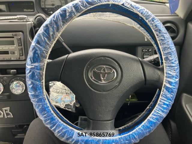 Toyota BB 2005-06 7325825-14