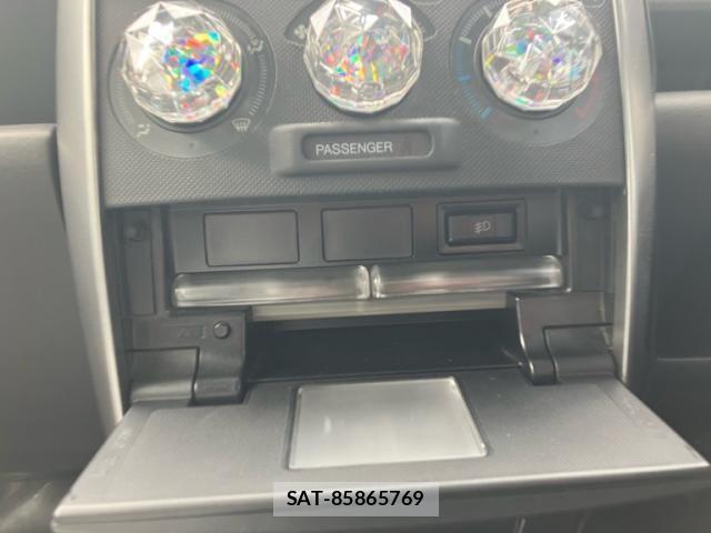 Toyota BB 2005-06 7325825-18