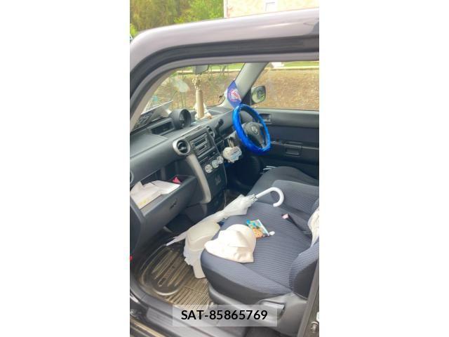 Toyota BB 2005-06 7325825-24