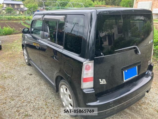 Toyota BB 2005-06 7325825-3