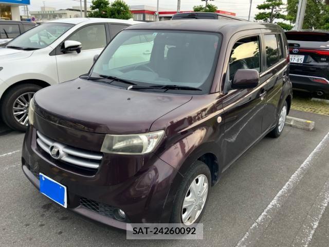 Toyota BB 2007-04 7325823-1