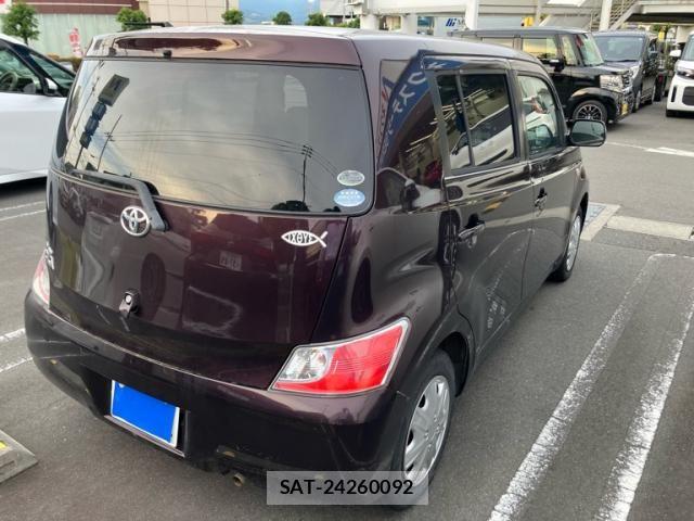 Toyota BB 2007-04 7325823-3