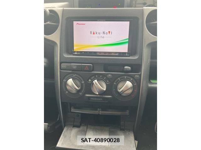 Toyota BB 2005-11 7356948-16