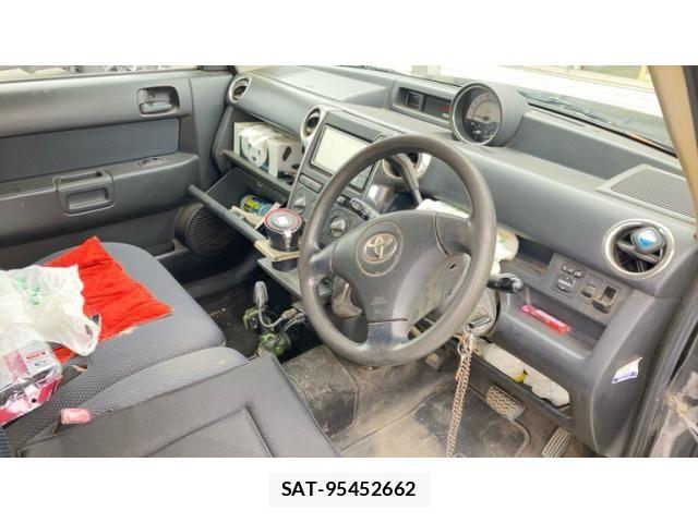 Toyota BB 2005-11 7356950-15