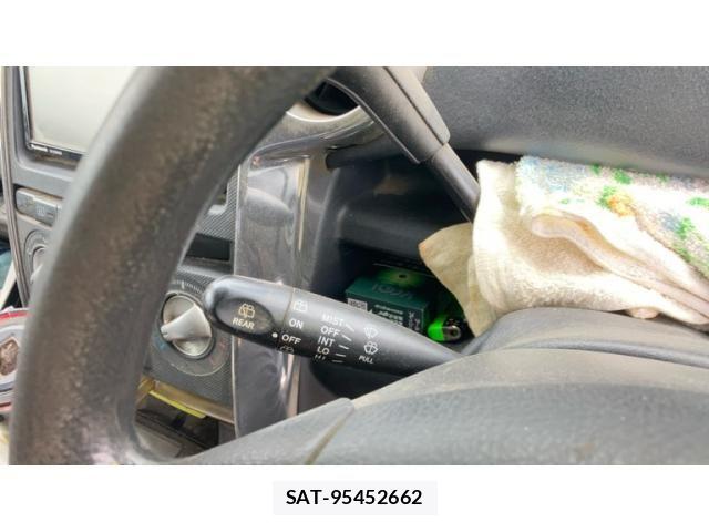 Toyota BB 2005-11 7356950-18