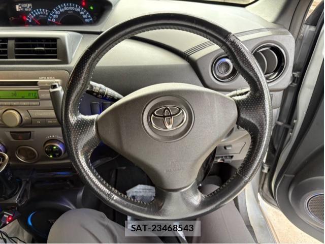 Toyota BB 2007-01 7356947-12