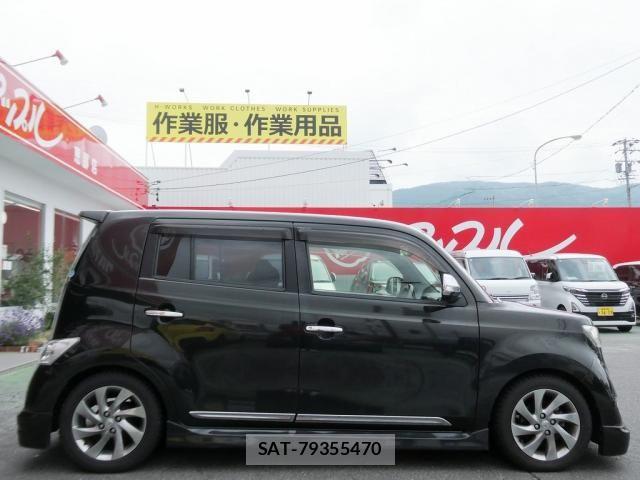 Toyota BB 2013-09 7356945-5