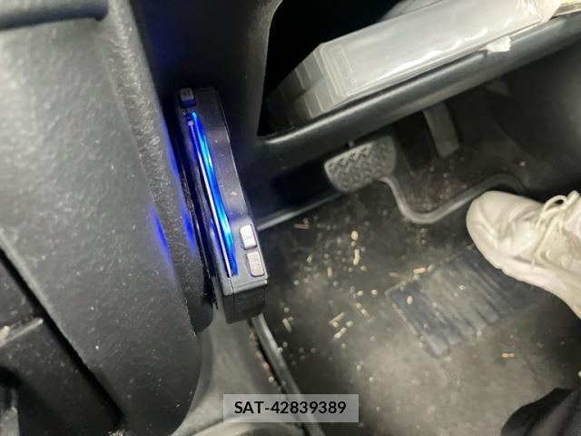 Toyota BB 2002-02 7356944-18