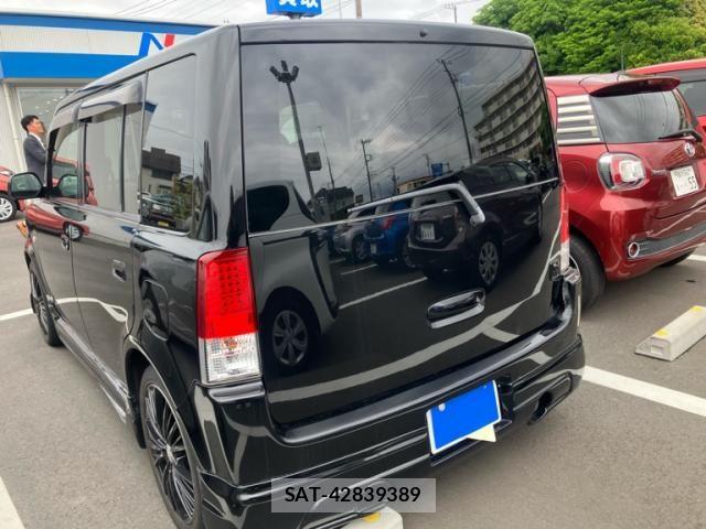 Toyota BB 2002-02 7356944-3