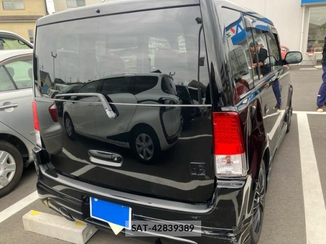 Toyota BB 2002-02 7356944-4