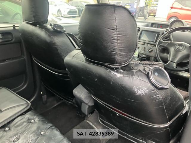 Toyota BB 2002-02 7356944-8