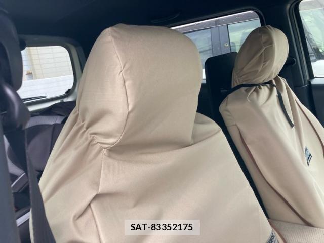 Toyota BB 2011-06 7356949-12