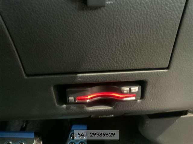 Toyota BB 2015-10 7391439-3