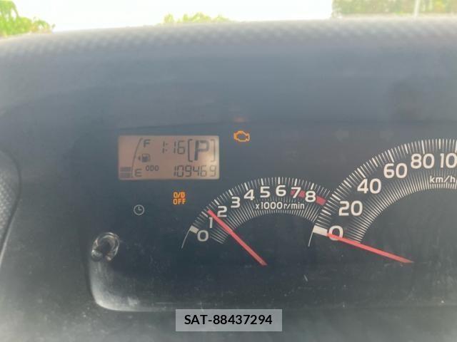 Toyota BB 2009-03 7453070-19