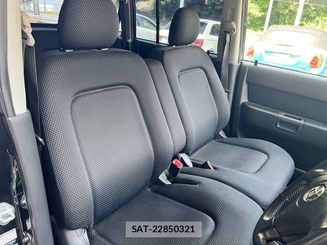 Toyota BB 2003-07 7499637-14