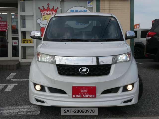 Toyota BB 2016-07 7499635-16