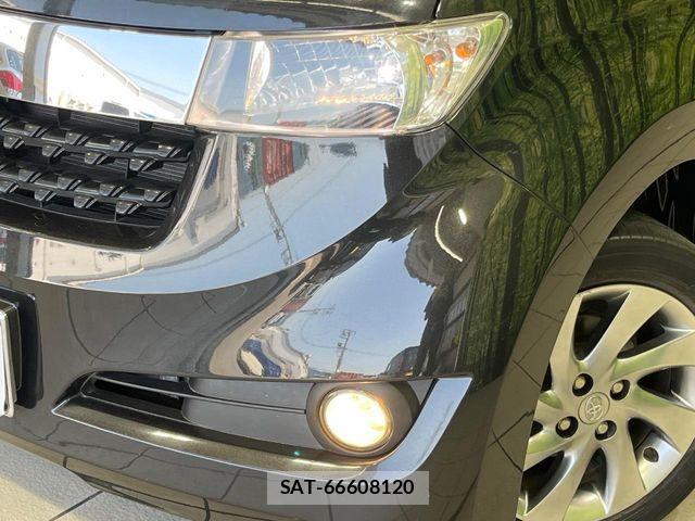 Toyota BB 2013-05 7499638-10