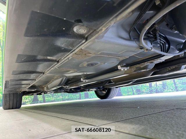 Toyota BB 2013-05 7499638-14