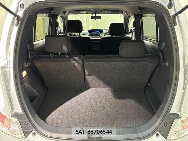Toyota BB 2009-09 7508164-17
