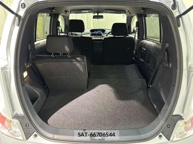 Toyota BB 2009-09 7508164-18