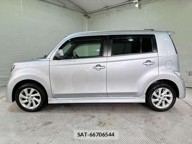 Toyota BB 2009-09 7508164-7