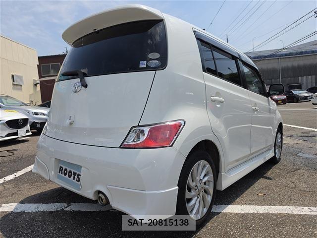 Toyota BB 2007-02 7615143-1